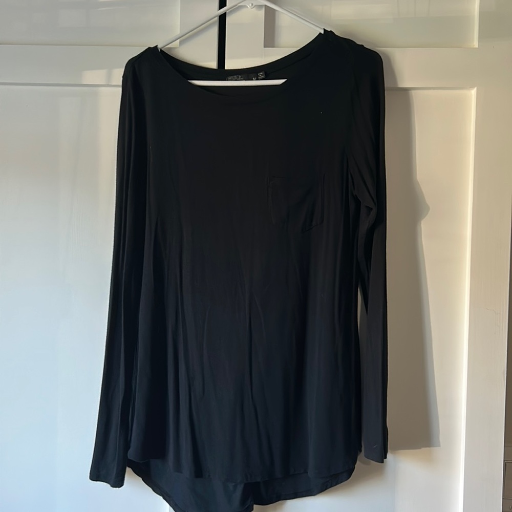 Long sleeve Prana pocket tee